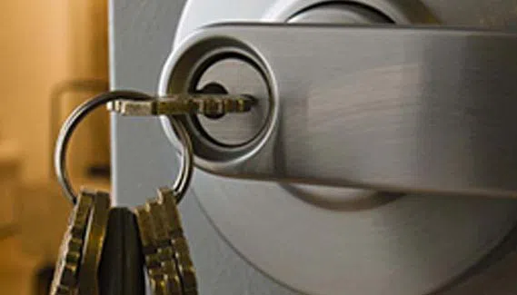 Cleveland Lock And Locksmith Cleveland, OH 216-606-9006 Cleveland Lock And Locksmith Cleveland, OH 216-606-9006 - emergency-locksmith-opening